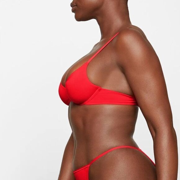 SKIMS Ruby Red T Shirt Bra Sz 44C NWT - Picture 3 of 14